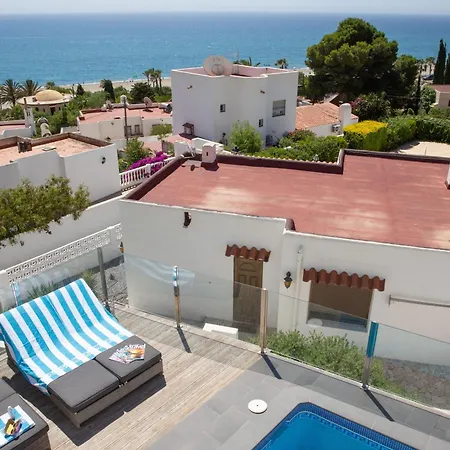 Daire Casa Meme - 2 Bedroom - Private Pool - - Sleeps 4 *