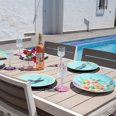 Casa Meme - 2 Bedroom - Private Pool - - Sleeps 4 Apartment