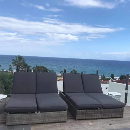 Apartment Casa Meme - 2 Bedroom - Private Pool - - Sleeps 4 *